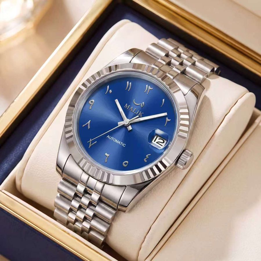 MALiK Ocean Blue in der Uhrenbox
